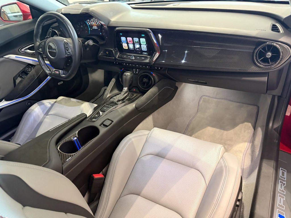 Used 2016 Chevrolet Camaro SS image 11