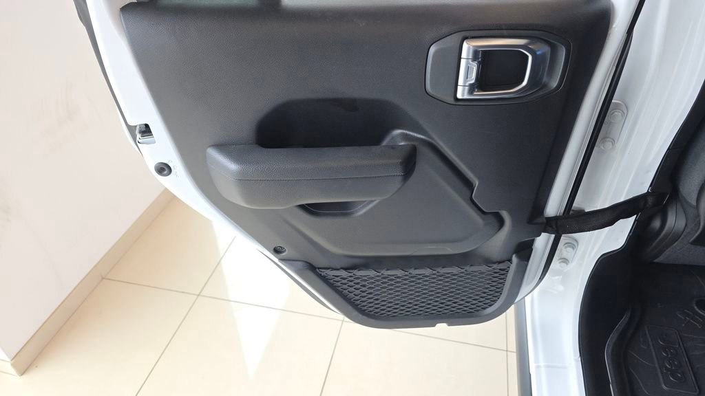 Used 2024 Jeep Gladiator Rubicon image 19