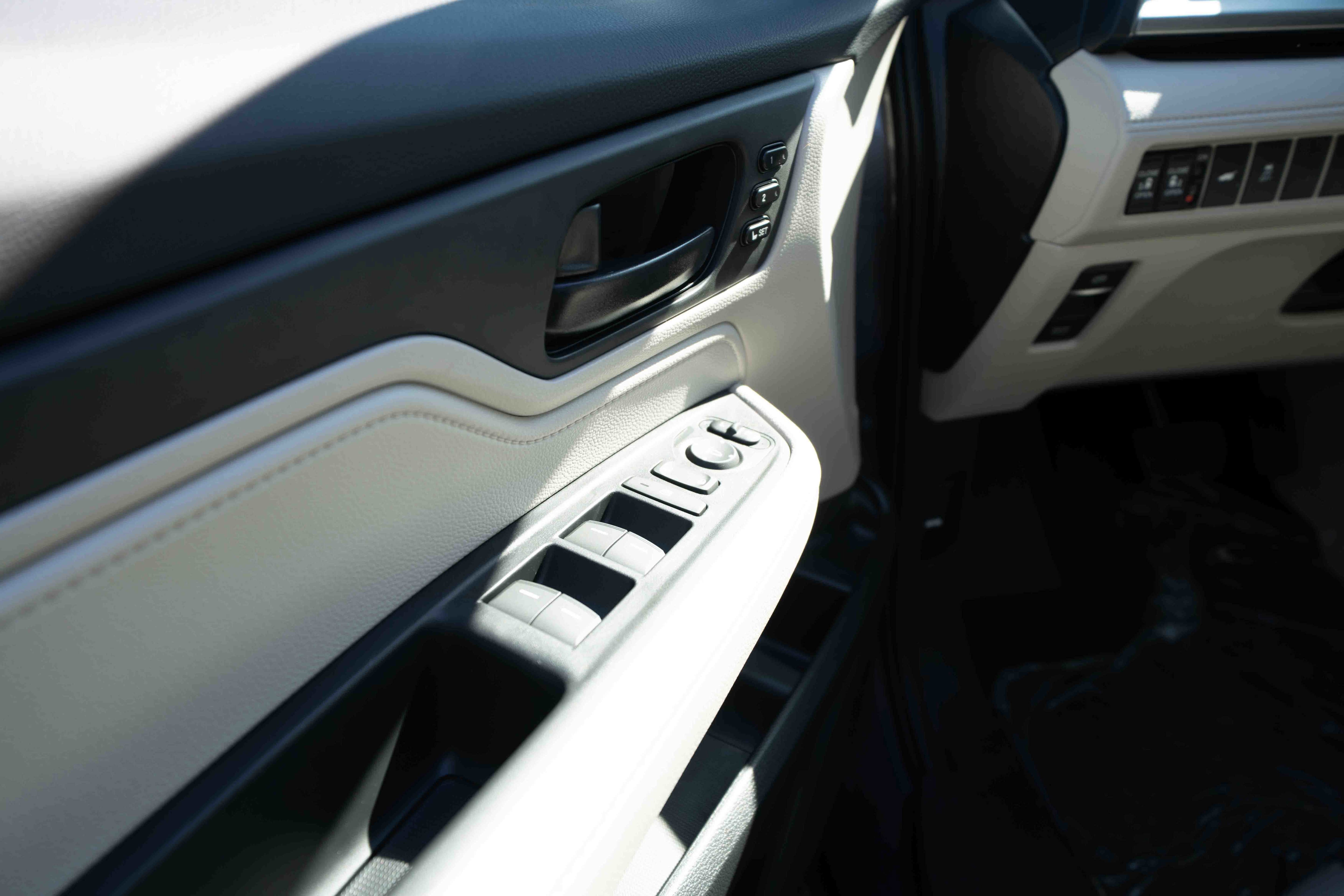 New 2026 Honda Odyssey EX-L image 7