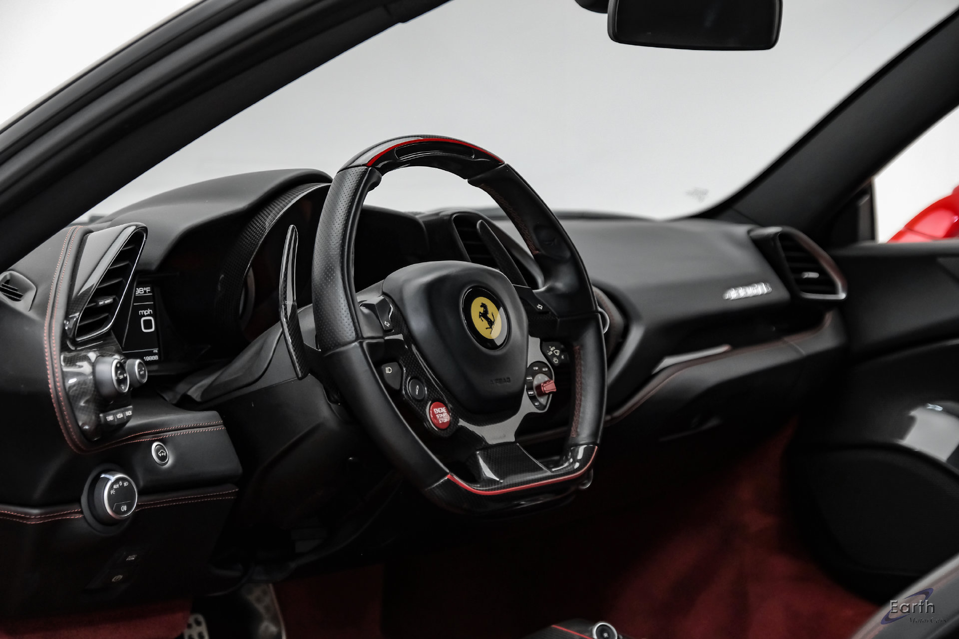 Used 2017 Ferrari 488 GTB RWD image 54