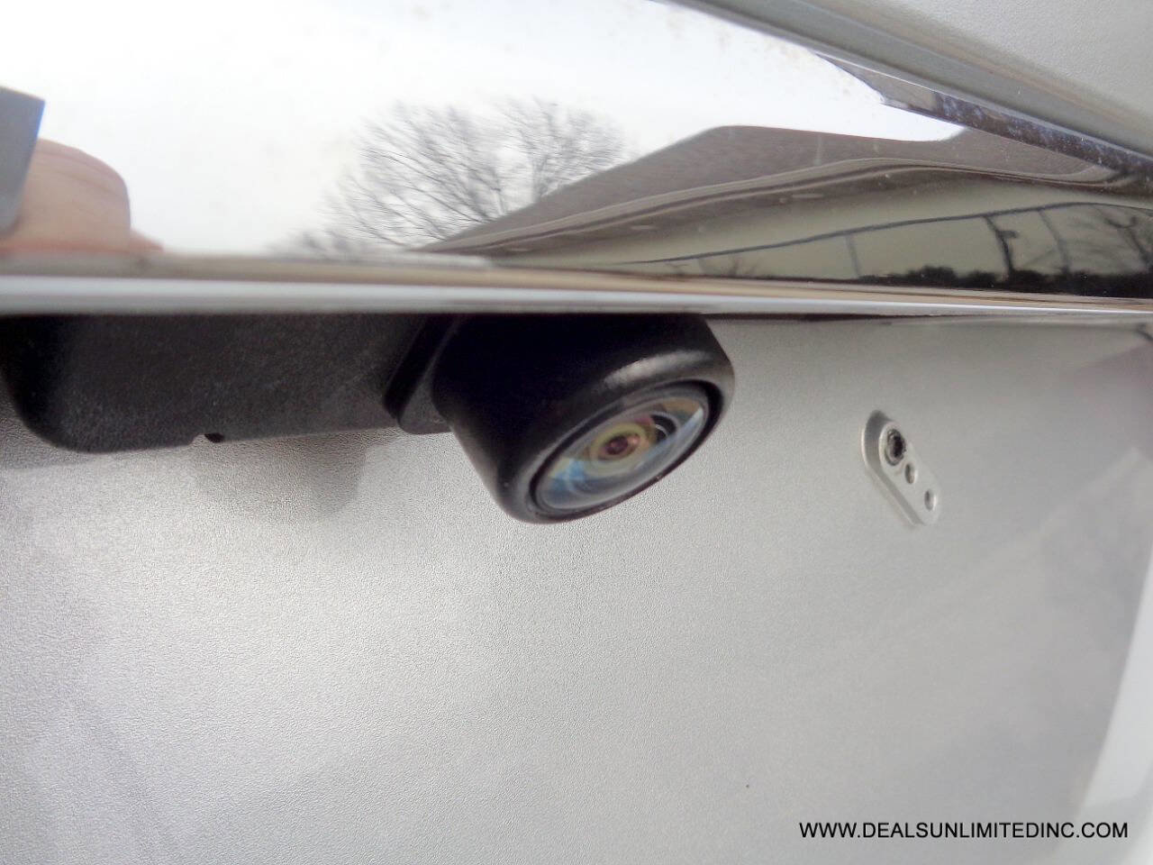 Used 2017 Ford Fusion SE image 14