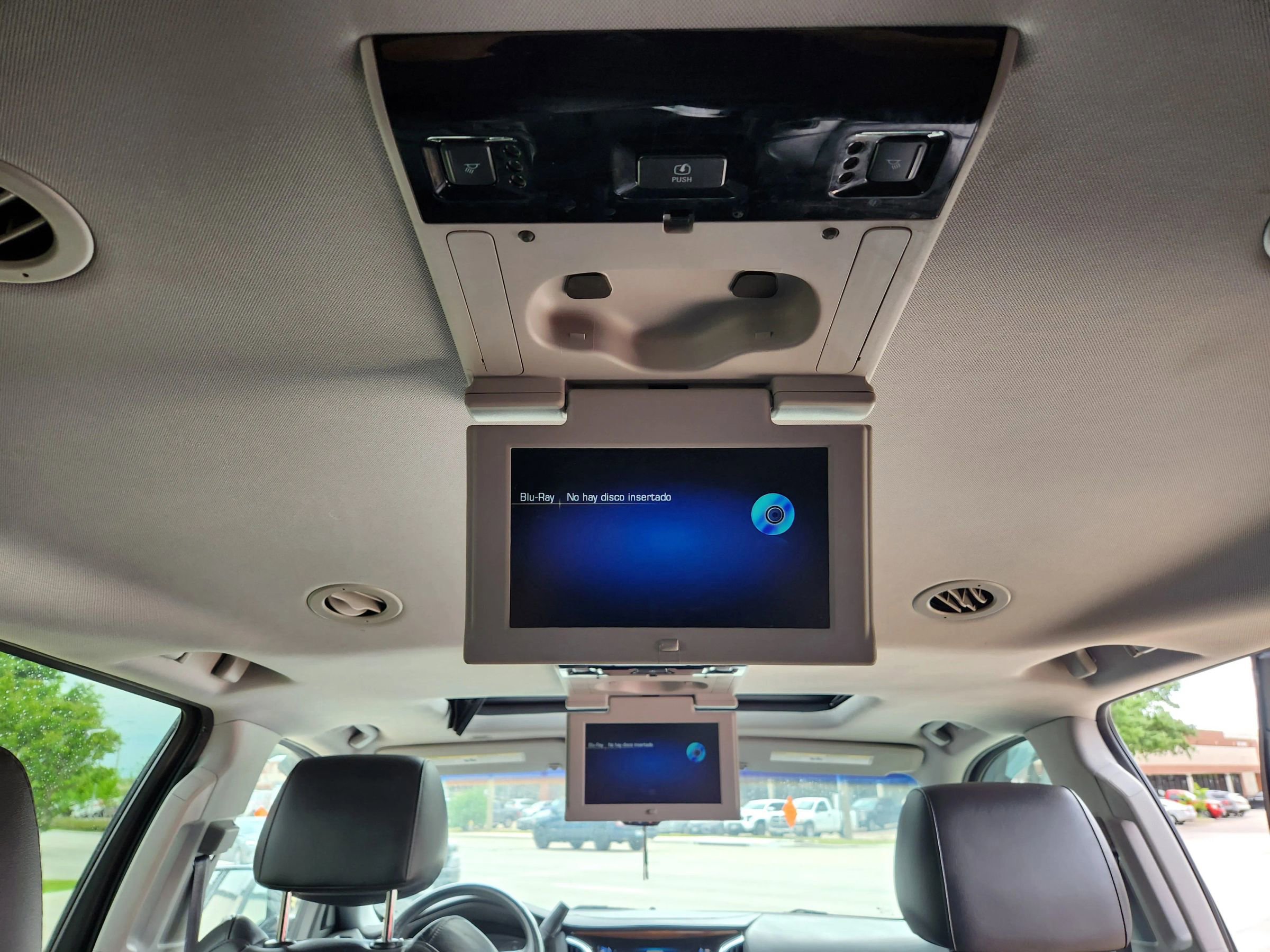 Used 2015 Cadillac Escalade ESV Premium AWD/4WD image 19