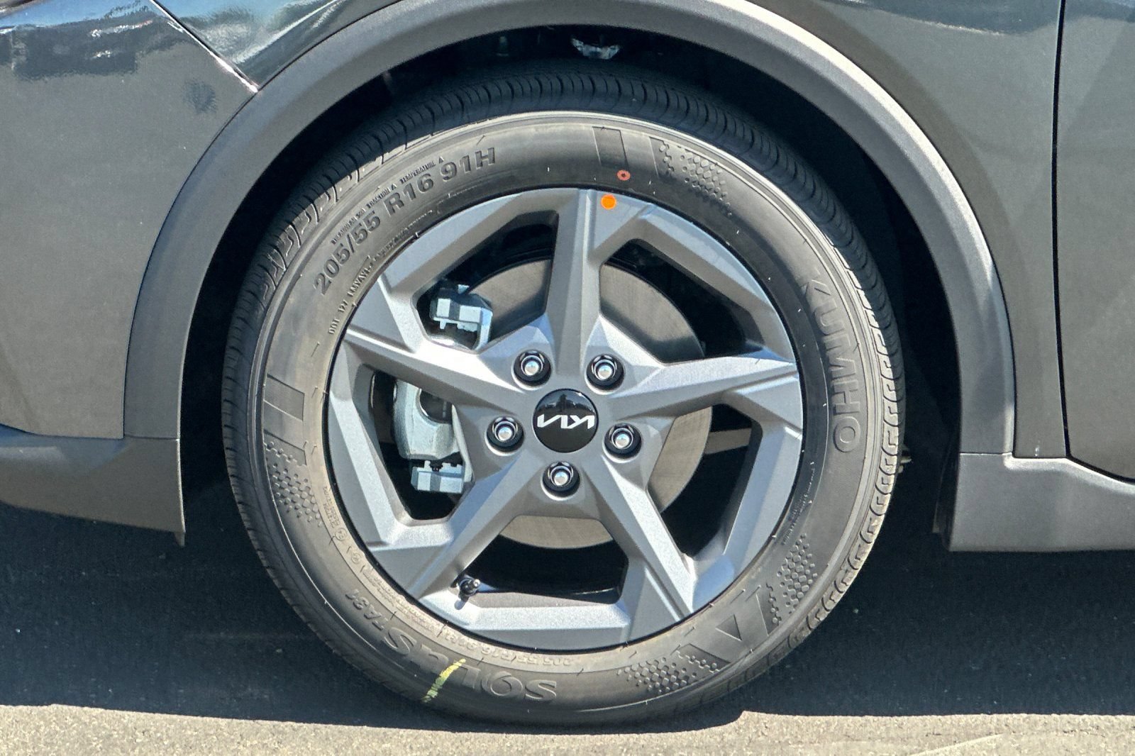 New 2026 Kia K4 FWD image 24