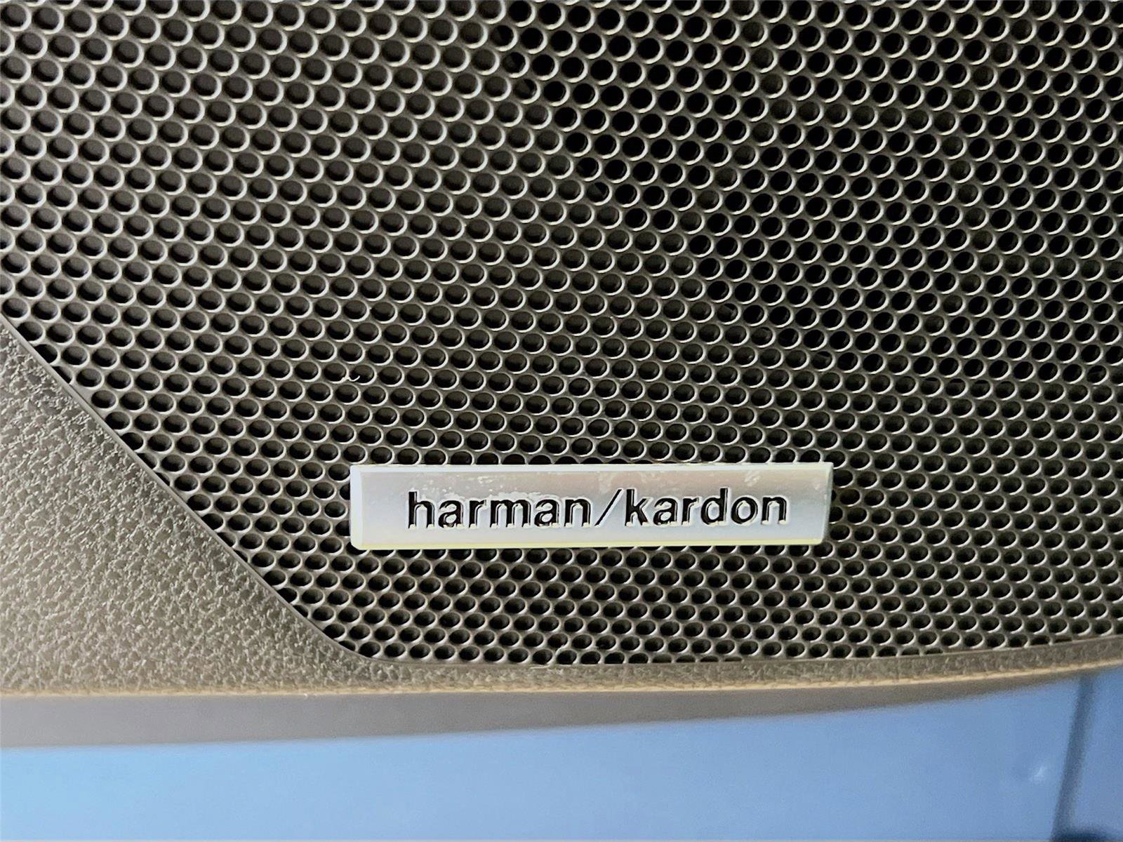 New 2025 Subaru Forester Touring image 6