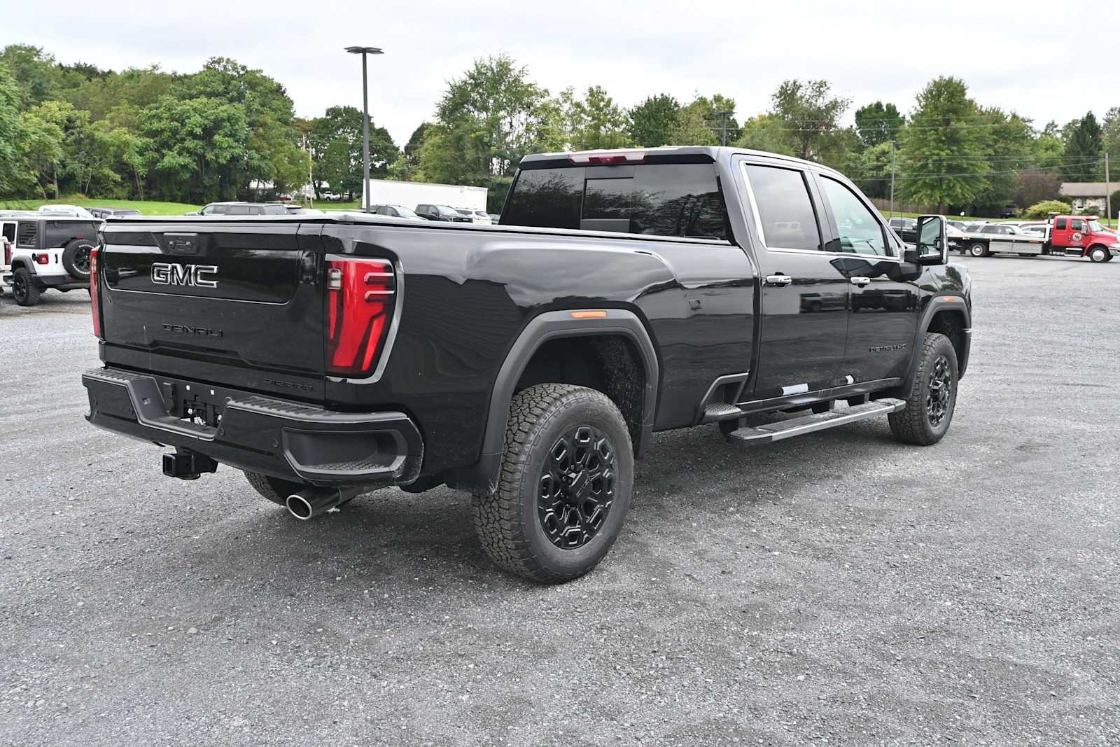 New 2026 GMC Sierra 3500 Denali w/ Technology Package AWD/4WD image 3