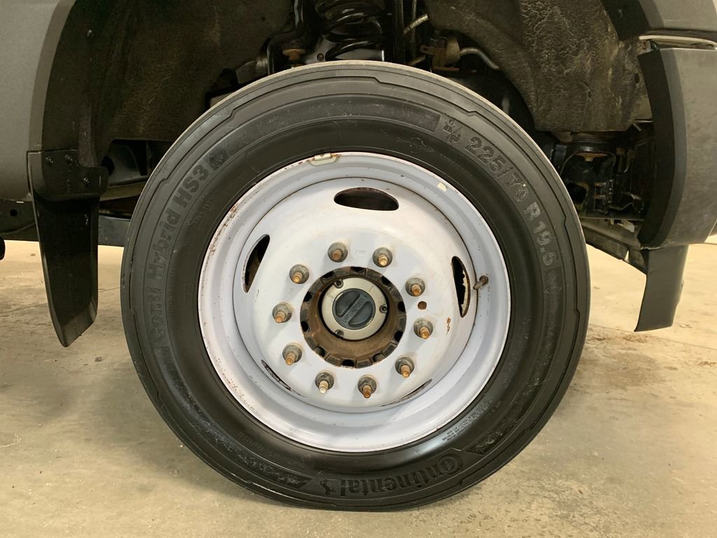 Used 2019 Ford F550 4x4 Regular Cab Super Duty w/ Power Equipment Group image 23