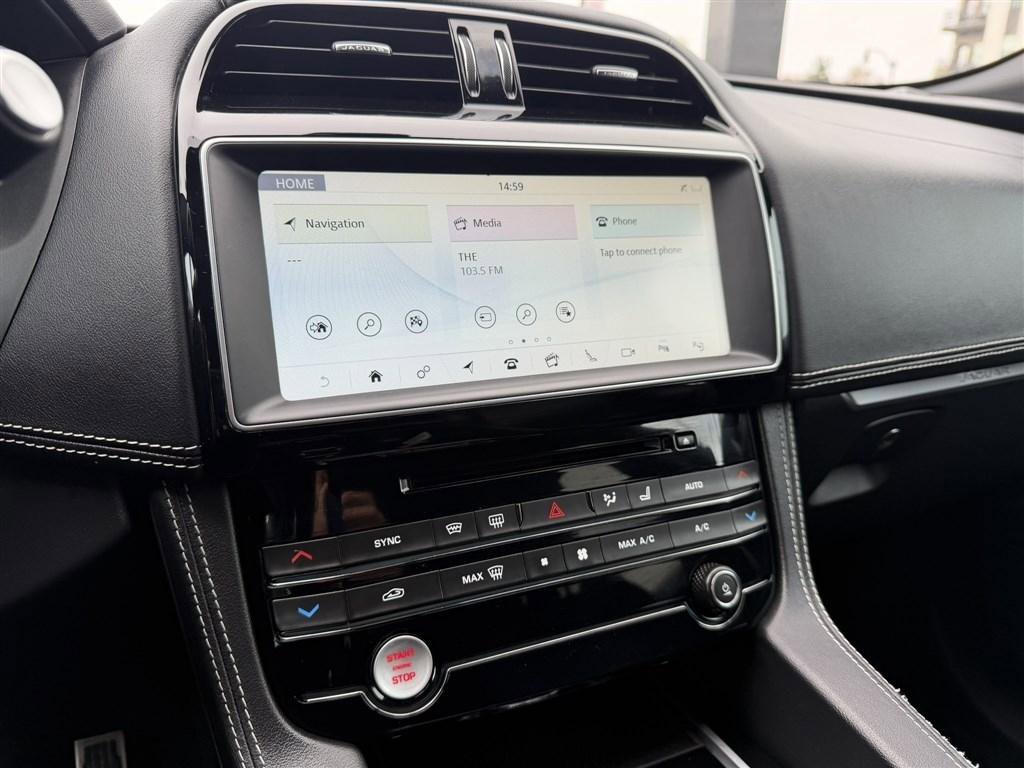 Used 2017 Jaguar F-PACE S AWD/4WD image 27