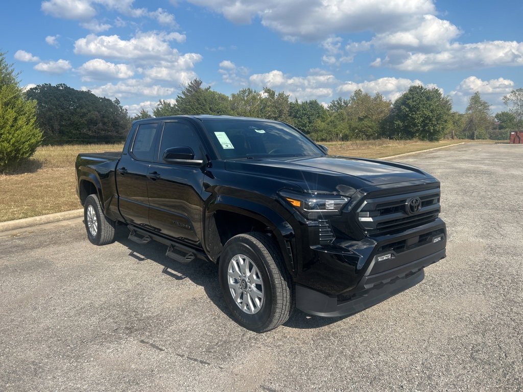 New 2025 Toyota Tacoma SR5 image 3