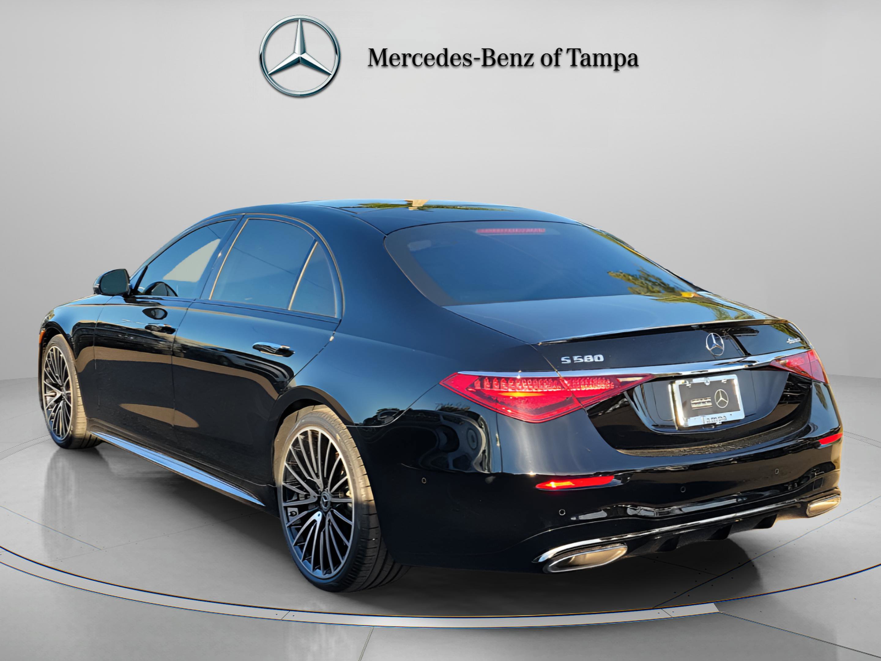 Certified 2023 Mercedes-Benz S 580 4MATIC Sedan image 2