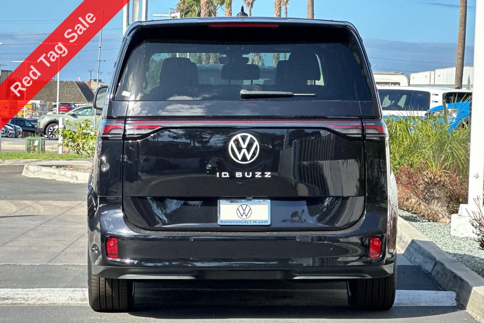 New 2025 Volkswagen ID. Buzz Pro S RWD image 6