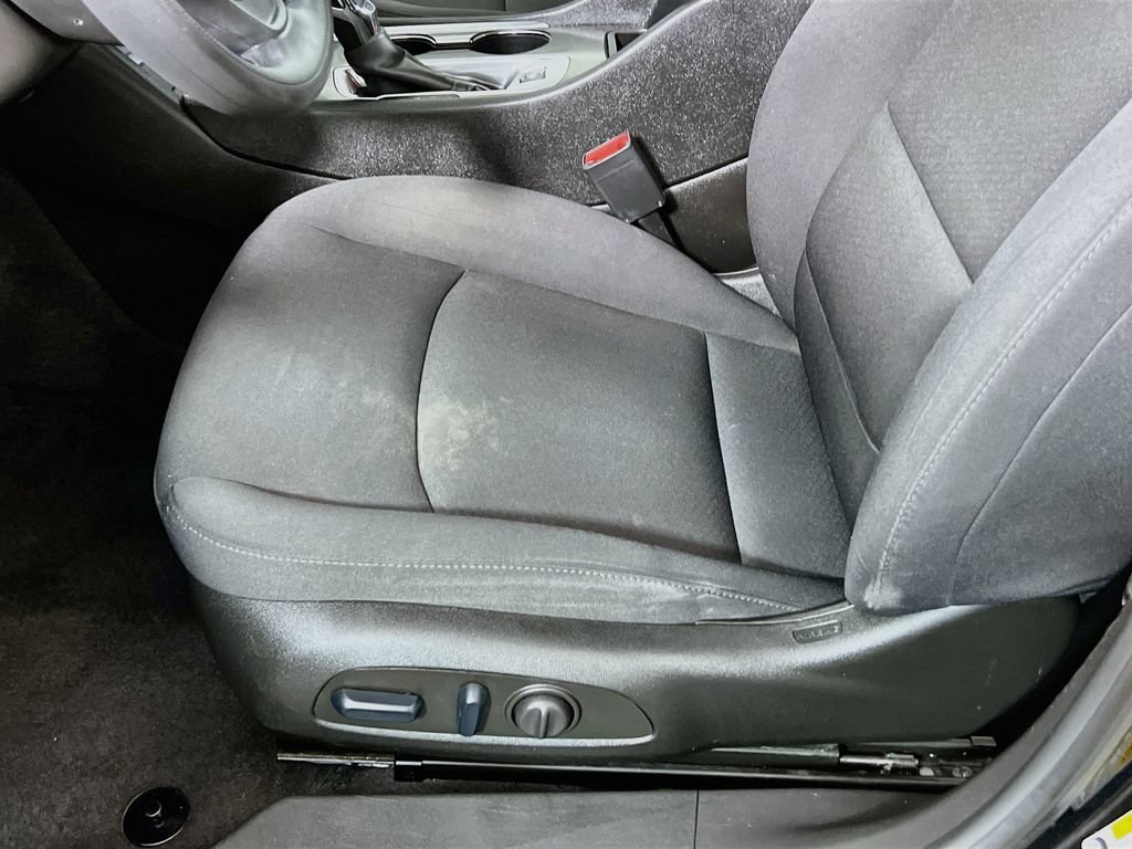 Used 2023 Chevrolet Malibu LT FWD image 23