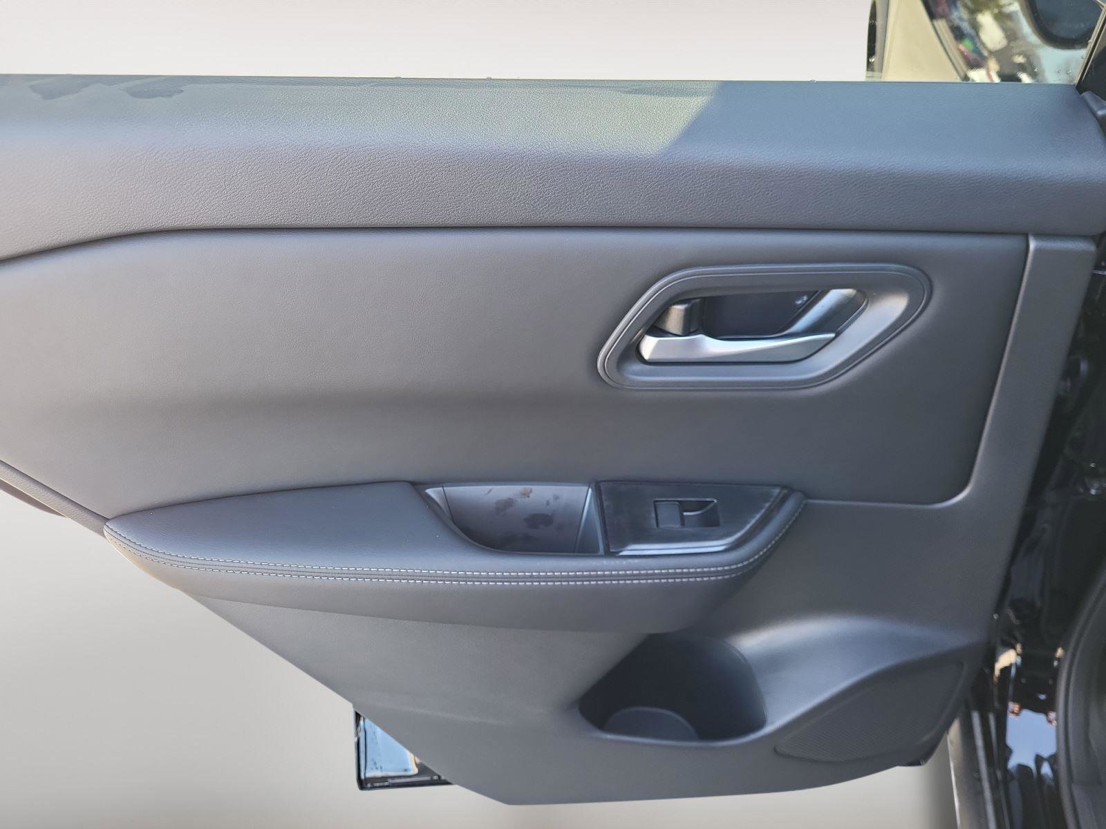 New 2026 Nissan Rogue SV w/ Cold Weather Package image 18