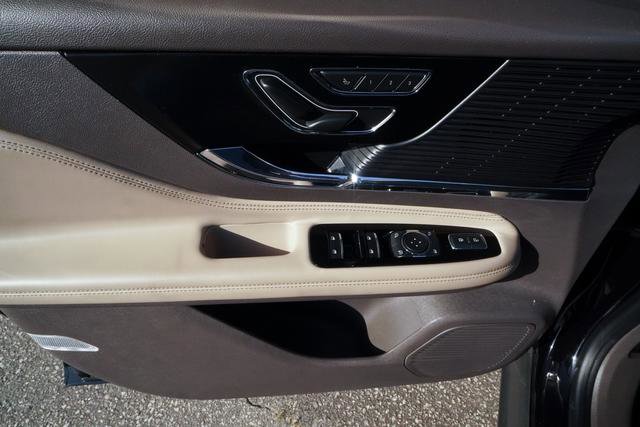 Used 2022 Lincoln Corsair FWD image 14