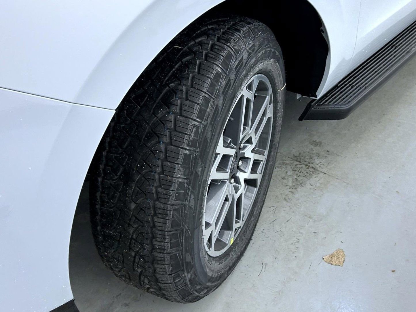 New 2026 Ford Expedition Active image 25