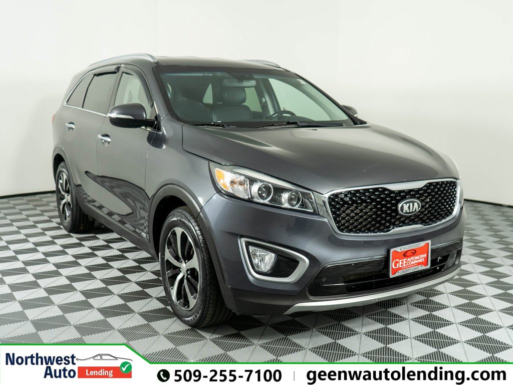 Used 2016 Kia Sorento EX image 1