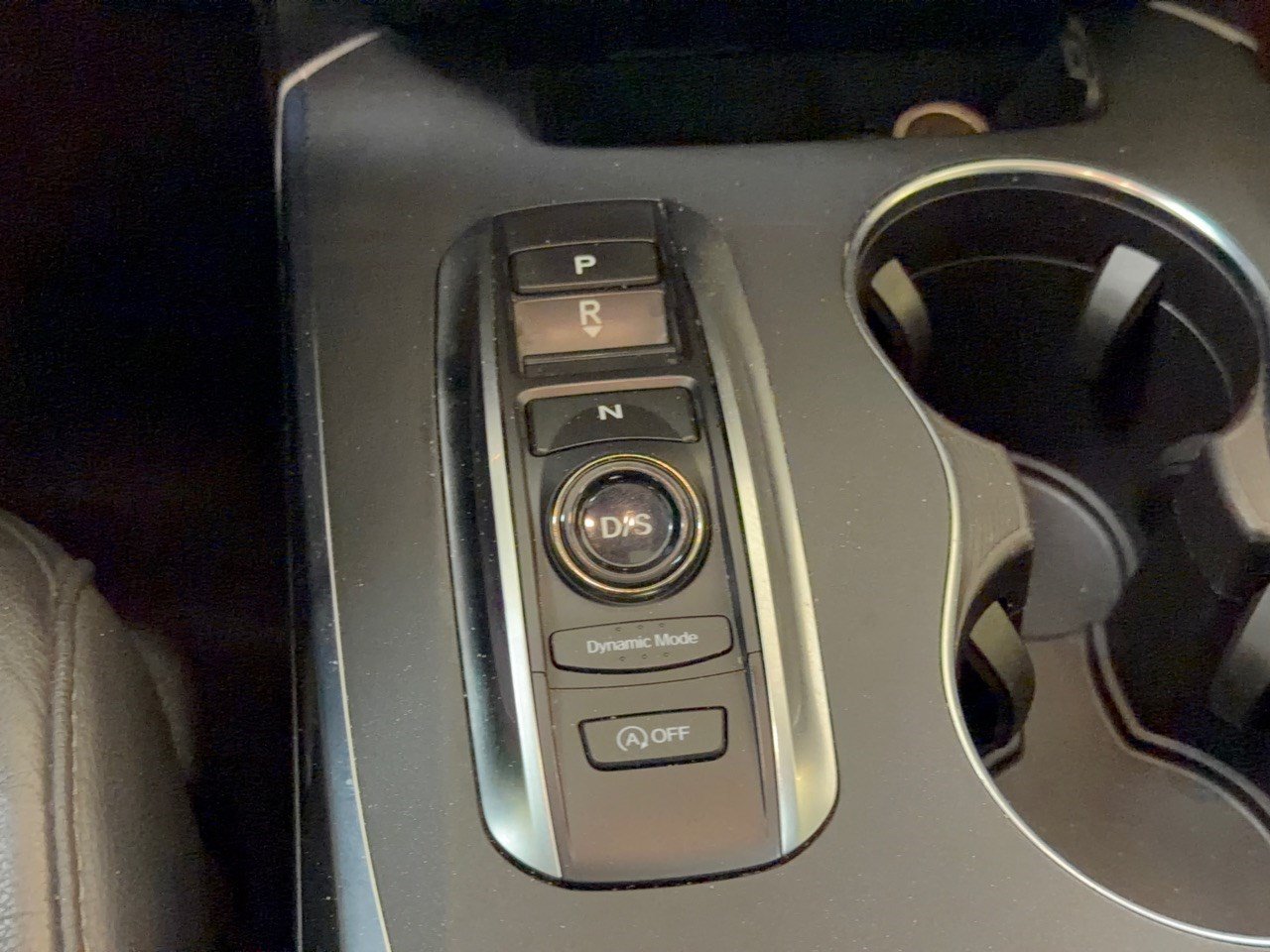 Used 2020 Acura MDX FWD image 21