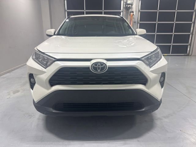 Used 2021 Toyota RAV4 XLE Premium FWD image 3