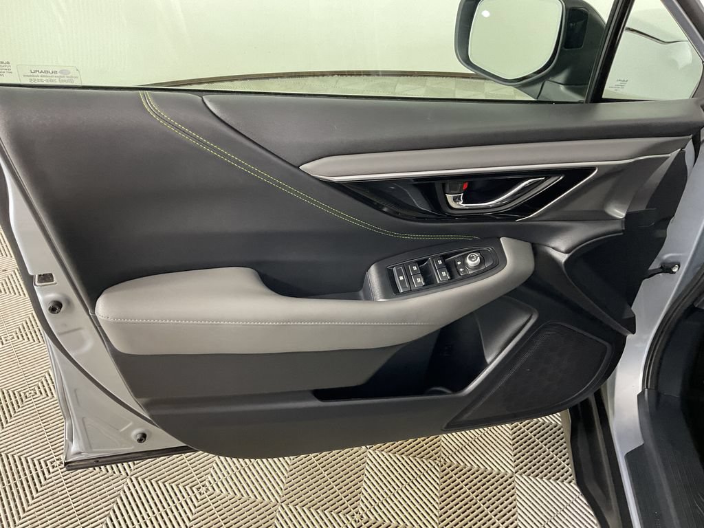 Used 2021 Subaru Outback Onyx Edition XT AWD/4WD image 17