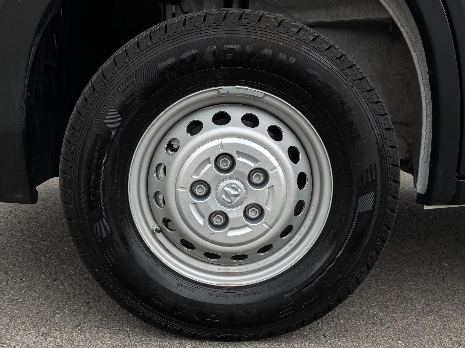 Used 2025 RAM ProMaster 2500 w/ Convenience Group image 54