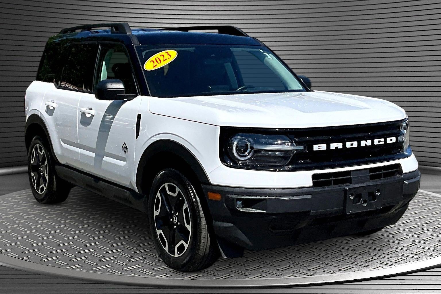 Used 2023 Ford Bronco Sport Outer Banks w/ Tech Package AWD/4WD video 1