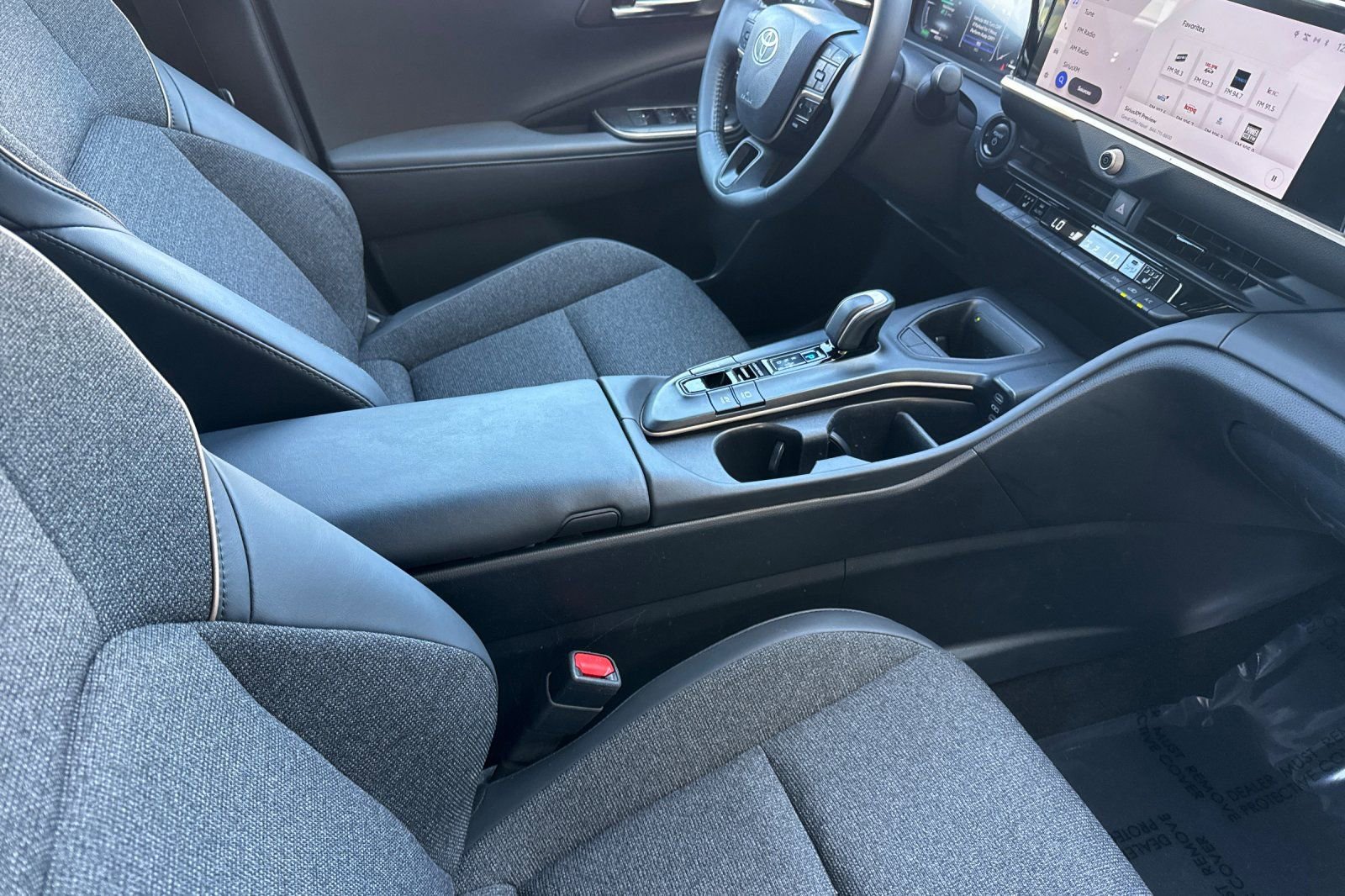 Used 2023 Toyota Crown XLE image 21