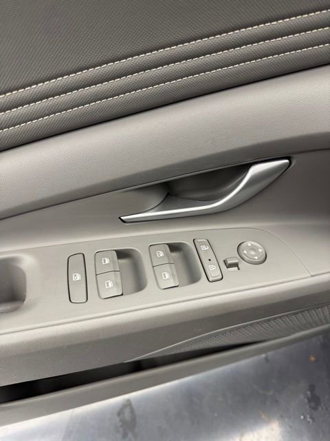 Used 2023 Hyundai Elantra SEL w/ Convenience Package FWD image 43