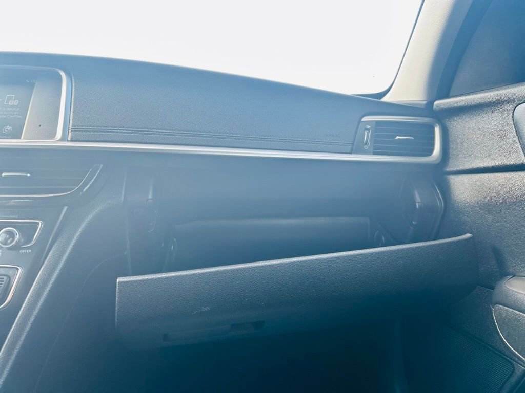 Used 2019 Kia Optima S image 43