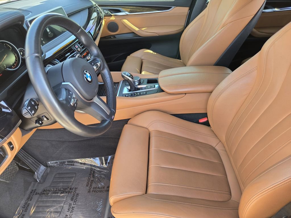 Used 2018 BMW X6 xDrive50i w/ M Sport Package image 14