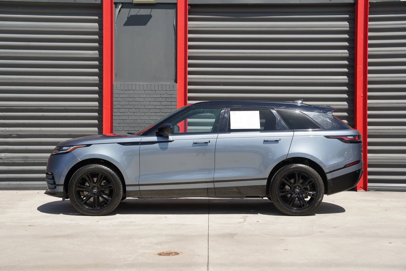 Used 2023 Land Rover Range Rover Velar R-Dynamic S AWD/4WD image 6