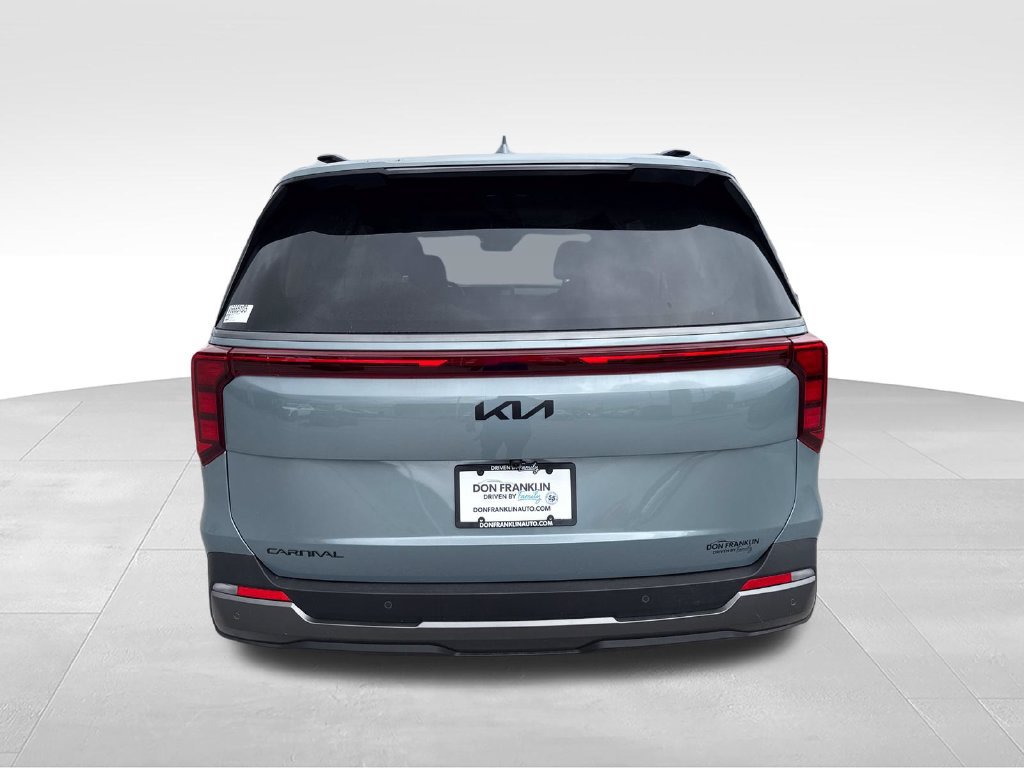 New 2027 Kia Carnival SX FWD image 4