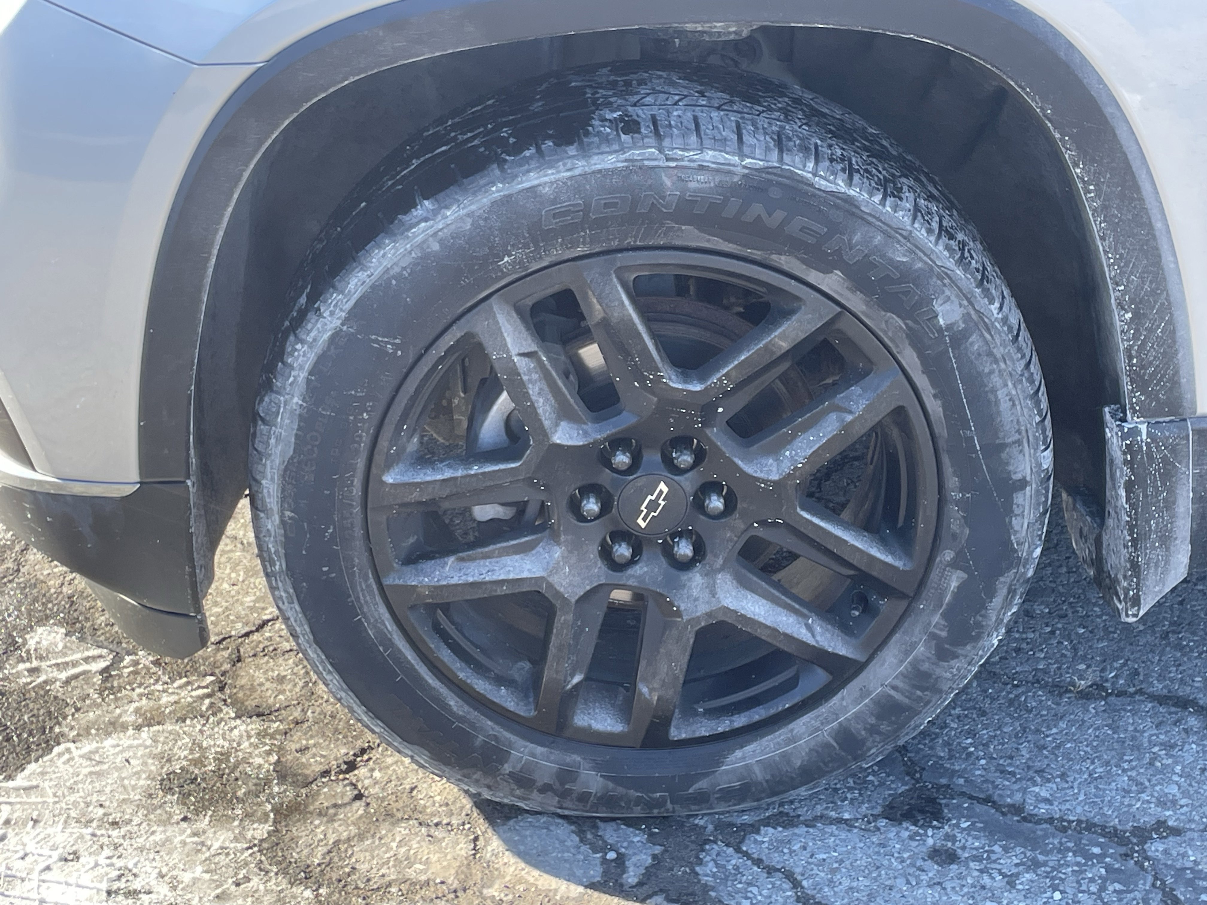 Used 2019 Chevrolet Traverse LT image 11