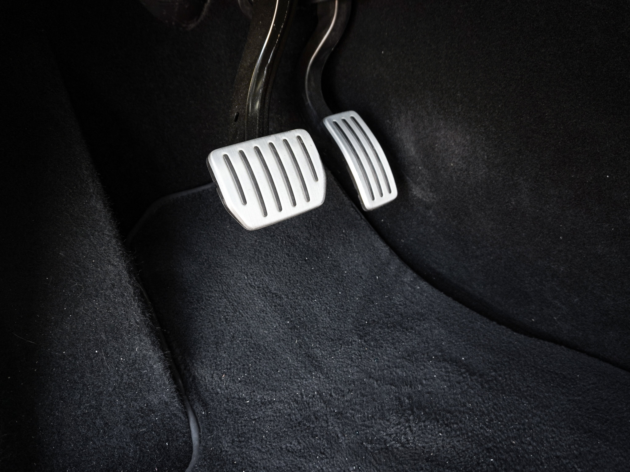 Used 2024 Tesla Model Y Performance image 18