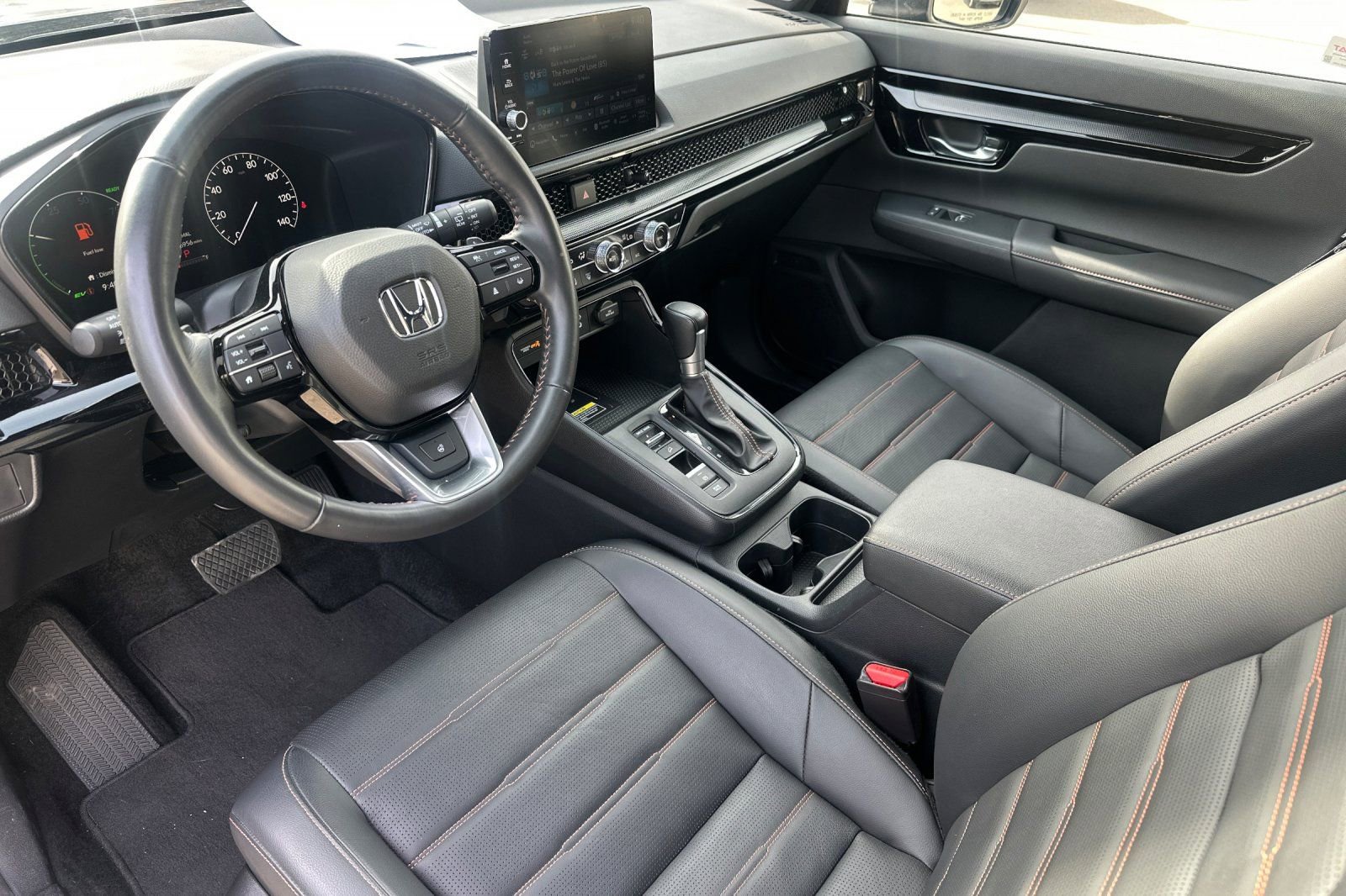 Used 2024 Honda CR-V Sport Touring image 11