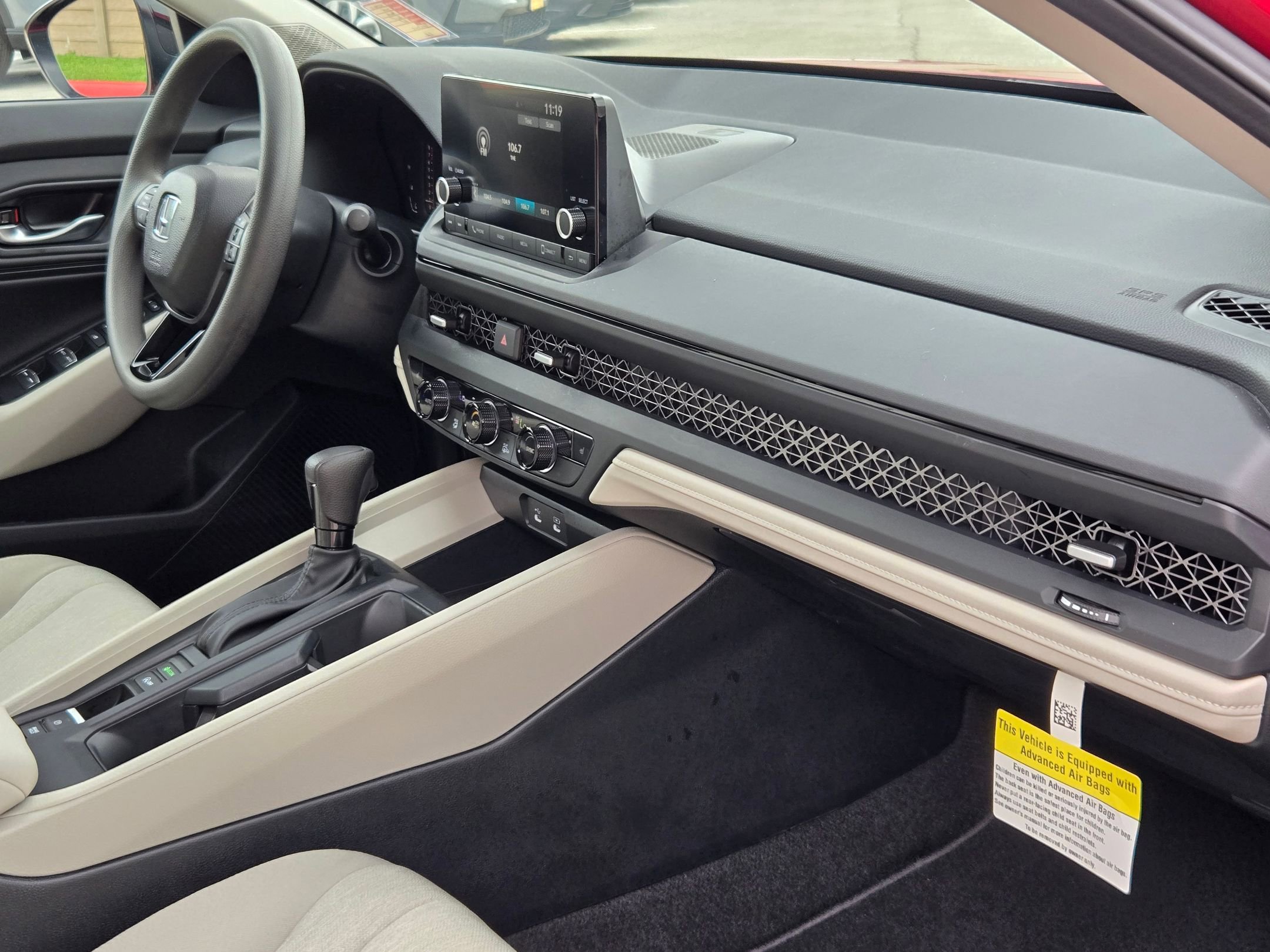 Certified 2025 Honda Accord SE image 28