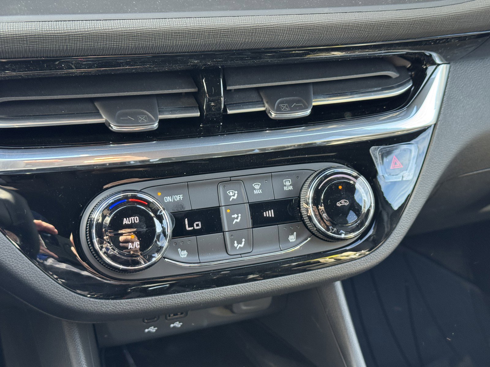 New 2026 Buick Envista Sport Touring w/ Convenience I Package image 19