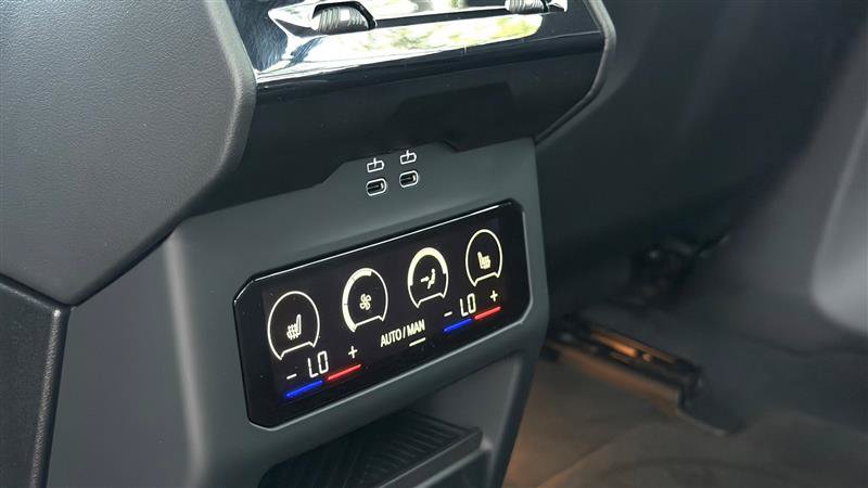 Used 2026 BMW M5 w/ Executive Package AWD/4WD image 66