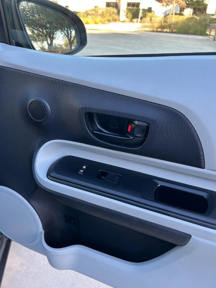 Used 2012 Toyota Prius C One image 43