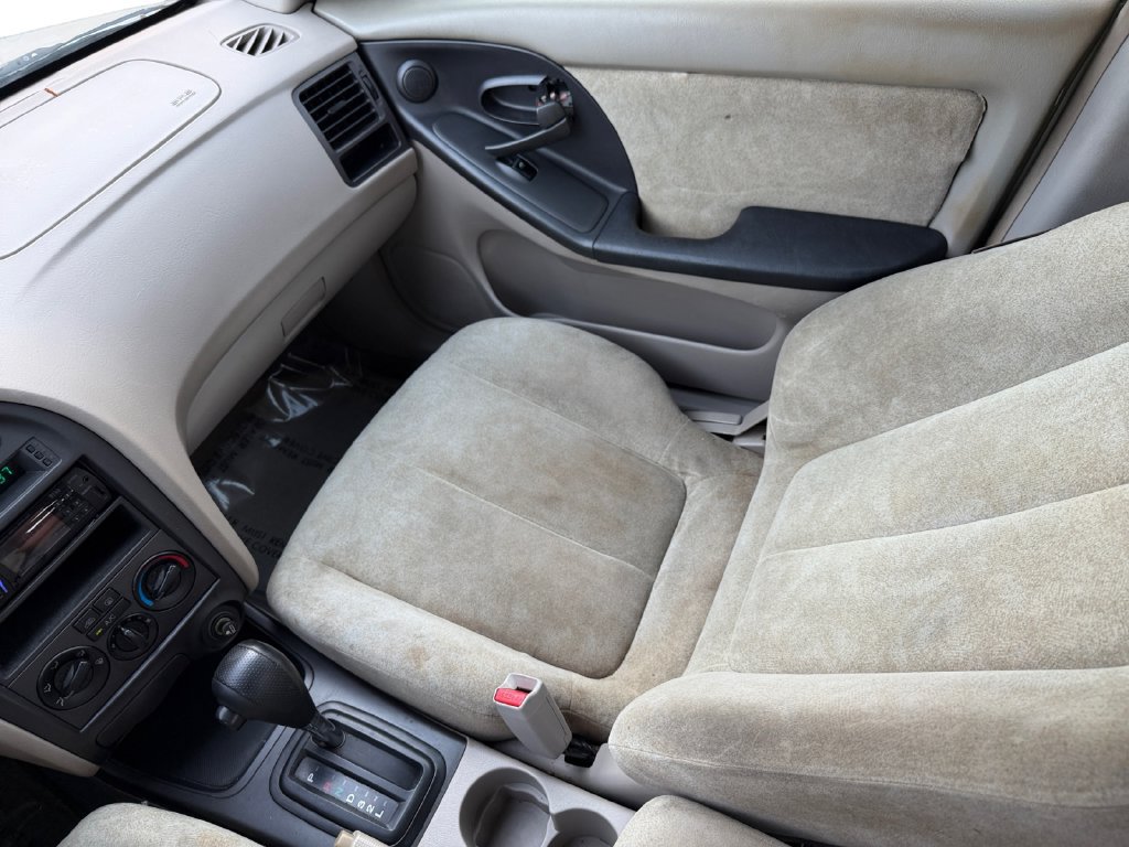 Used 2002 Hyundai Elantra GLS FWD image 15