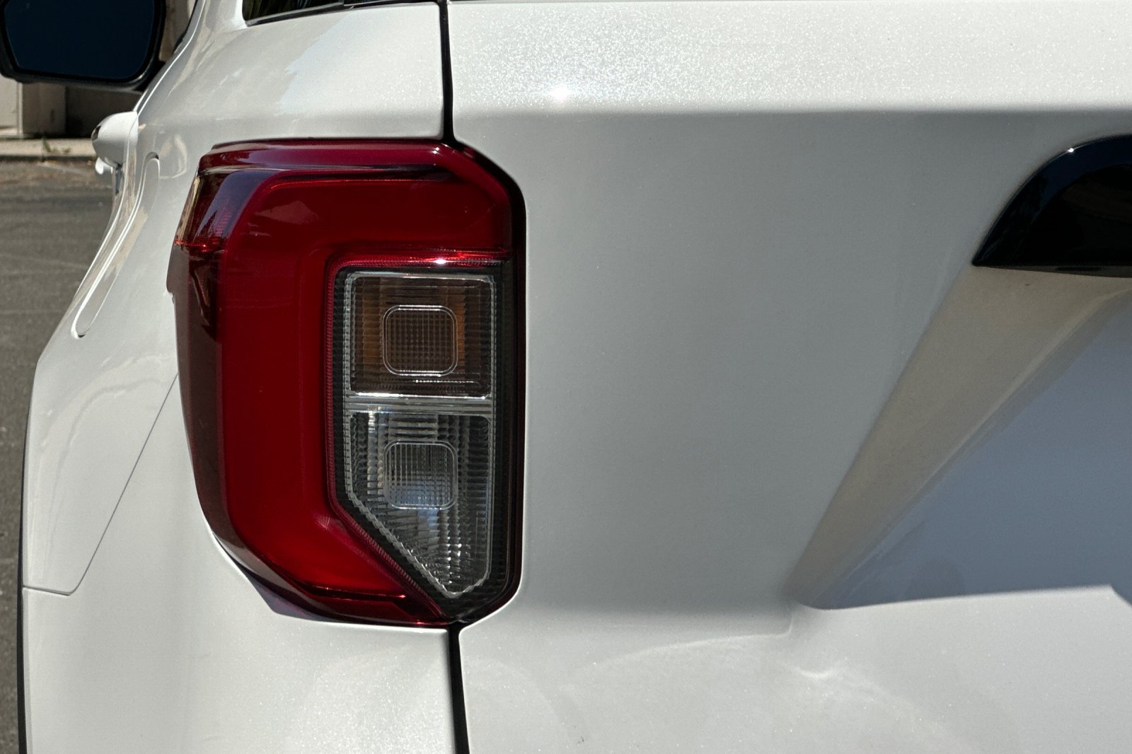 Used 2023 Ford Explorer ST w/ Equipment Group 401A AWD/4WD image 52