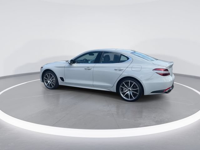 Used 2025 Genesis G70 2.5T RWD image 6