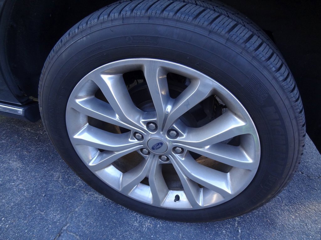 Used 2018 Ford Expedition Platinum image 8