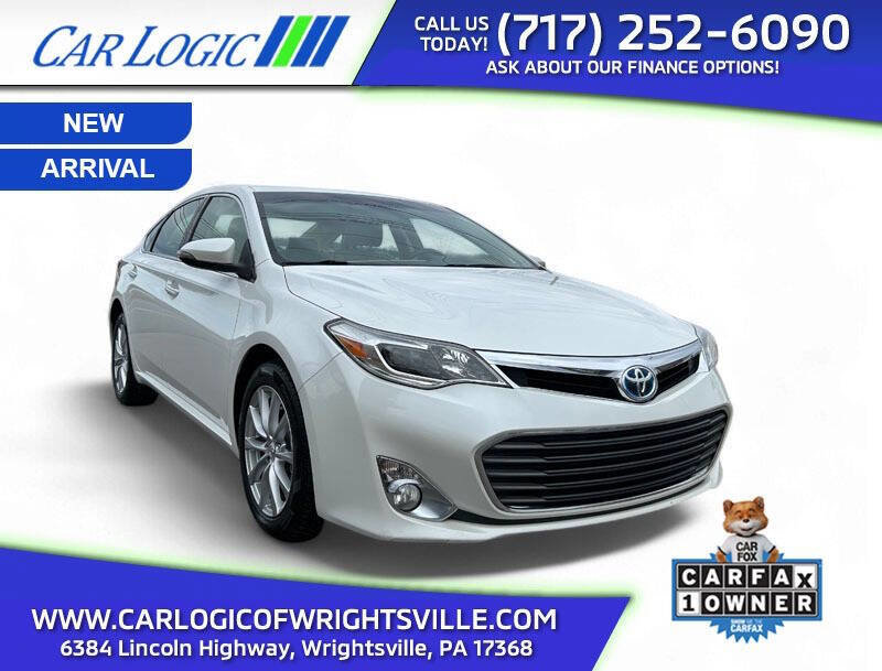 Used 2013 Toyota Avalon XLE Touring image 1