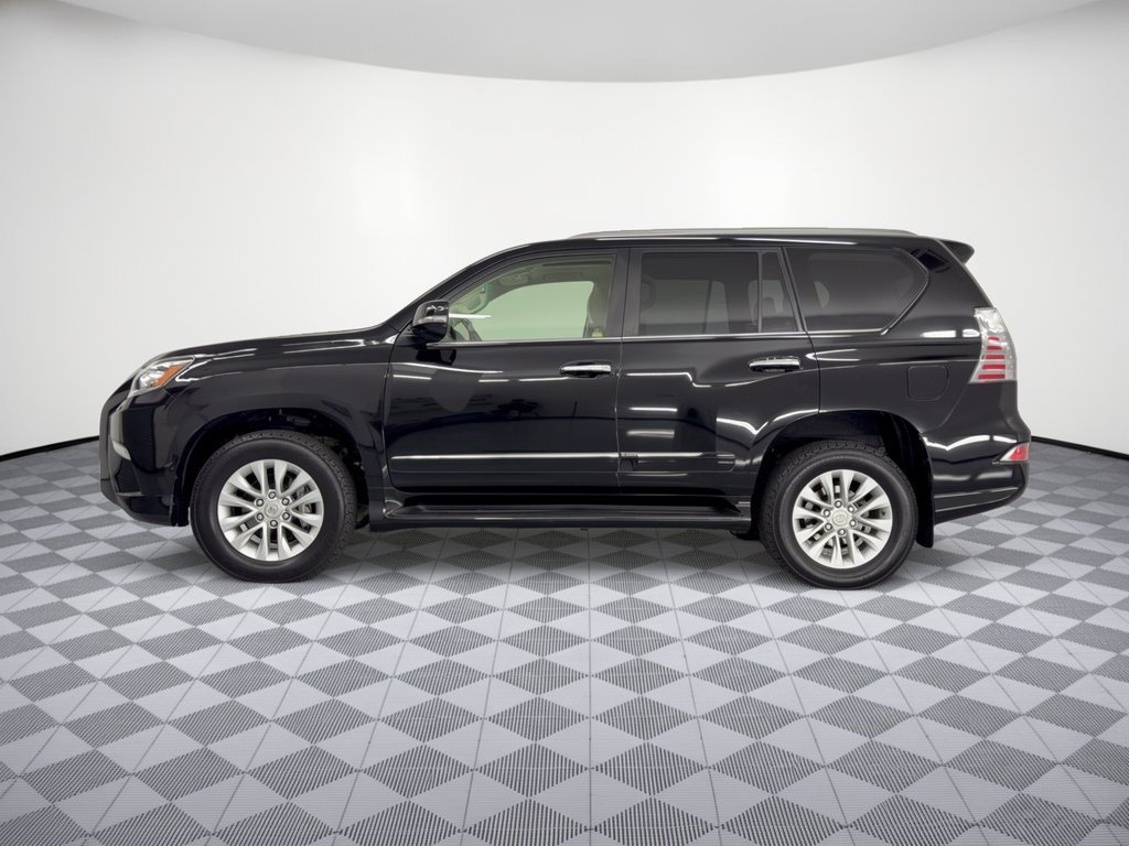 Used 2016 Lexus GX 460 w/ Premium Package AWD/4WD image 2