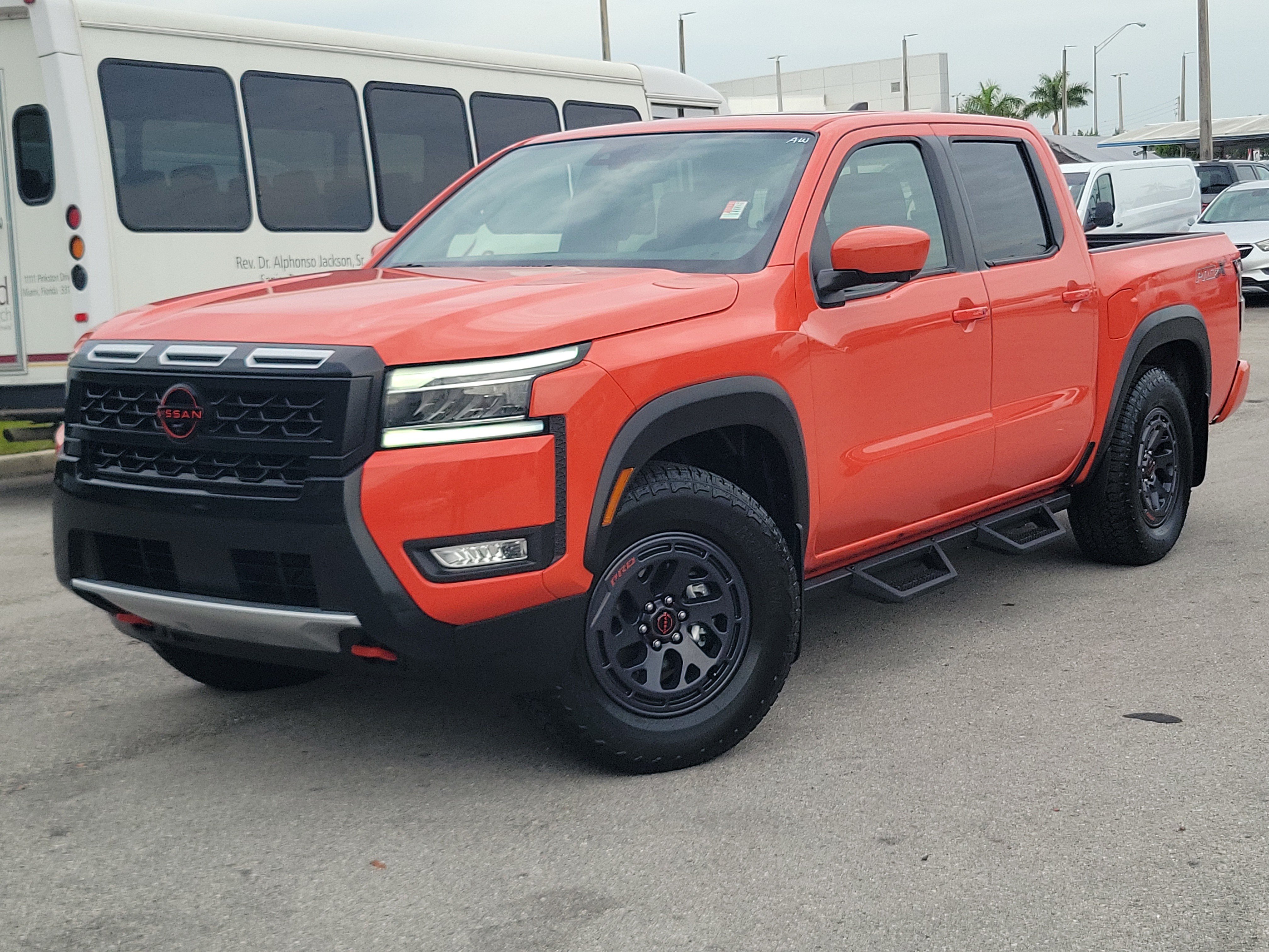 Certified 2025 Nissan Frontier Pro-X w/ Pro Premium Package RWD image 33