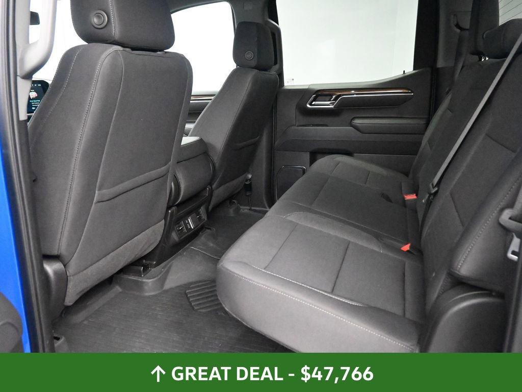 Used 2025 Chevrolet Silverado 1500 LT Trail Boss w/ LPO, Dark Essentials Package image 20