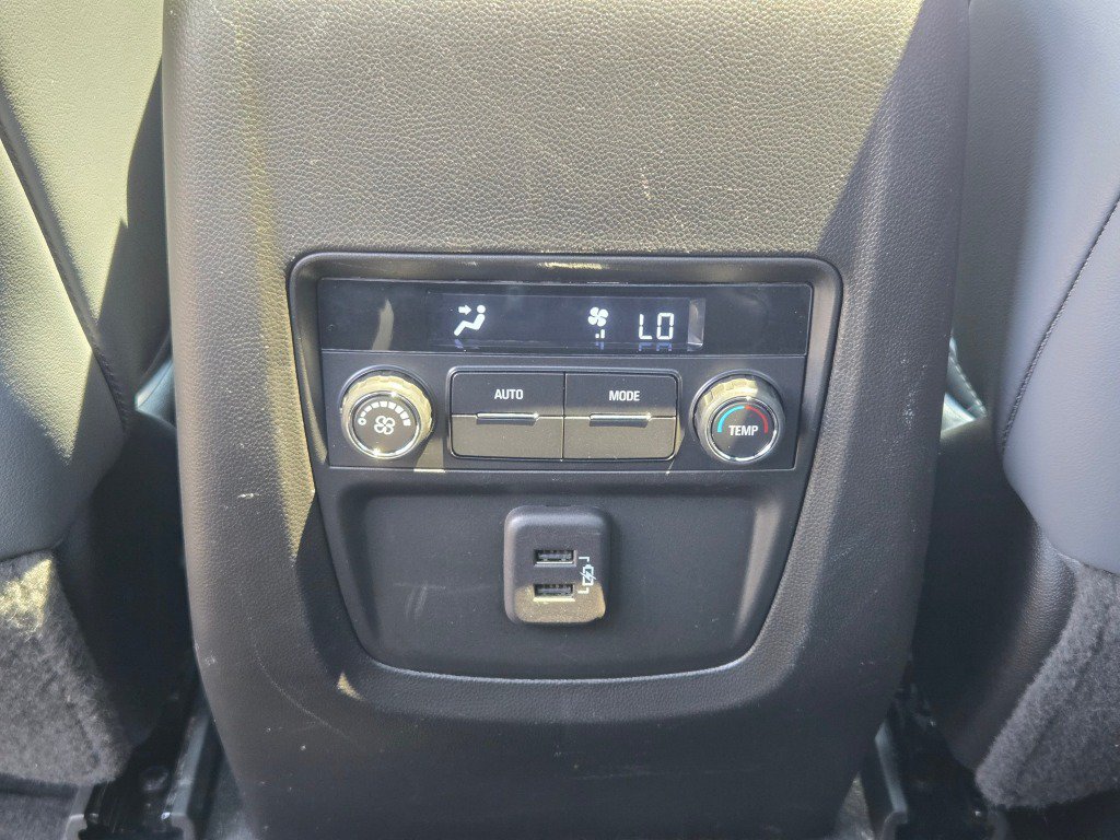 Certified 2023 Buick Enclave Essence w/ Experience Buick Package FWD image 20