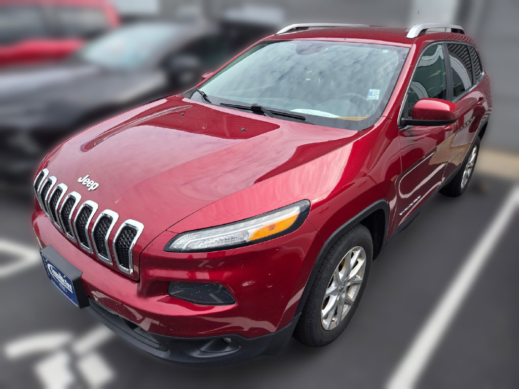 Used 2016 Jeep Cherokee Latitude w/ Cold Weather Group FWD image 4
