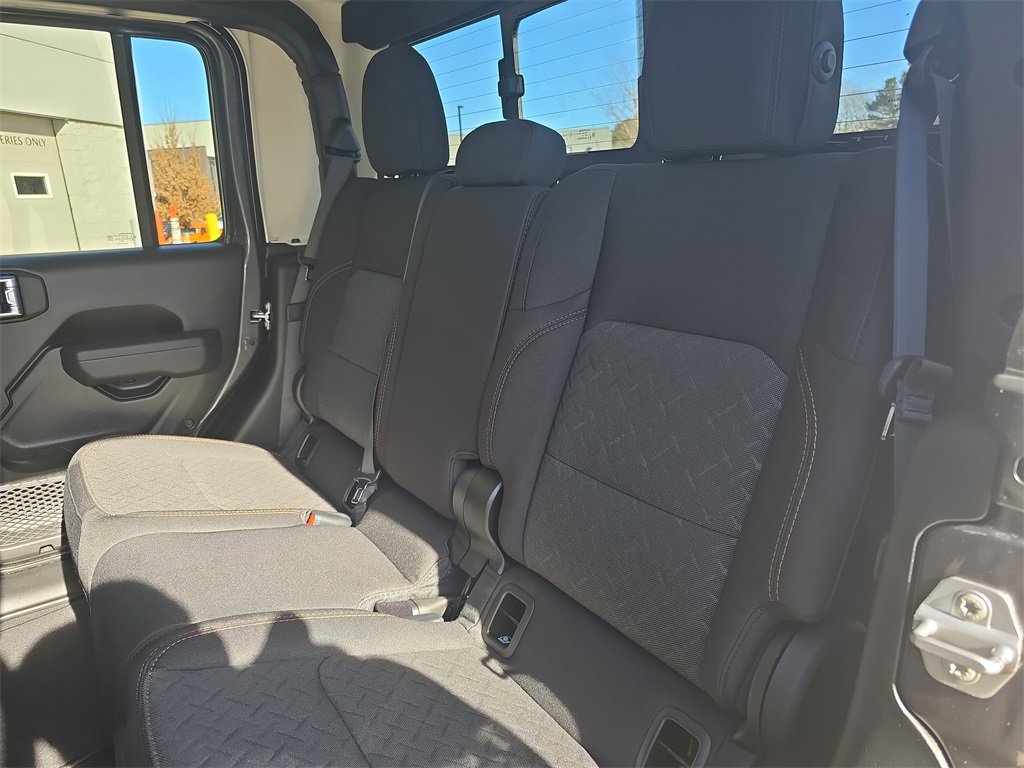 New 2026 Jeep Gladiator Mojave image 14