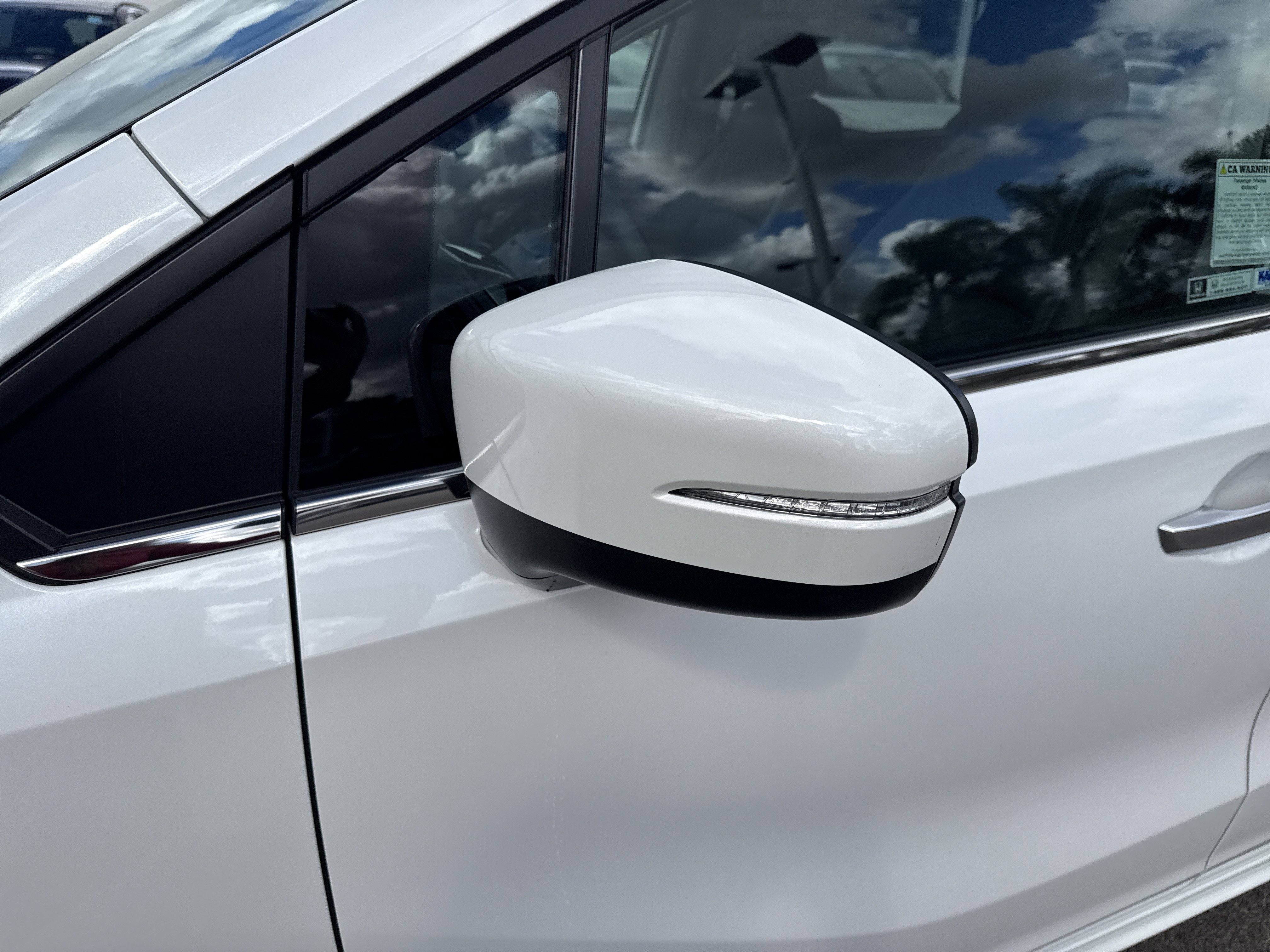 Certified 2024 Honda Odyssey Touring image 10