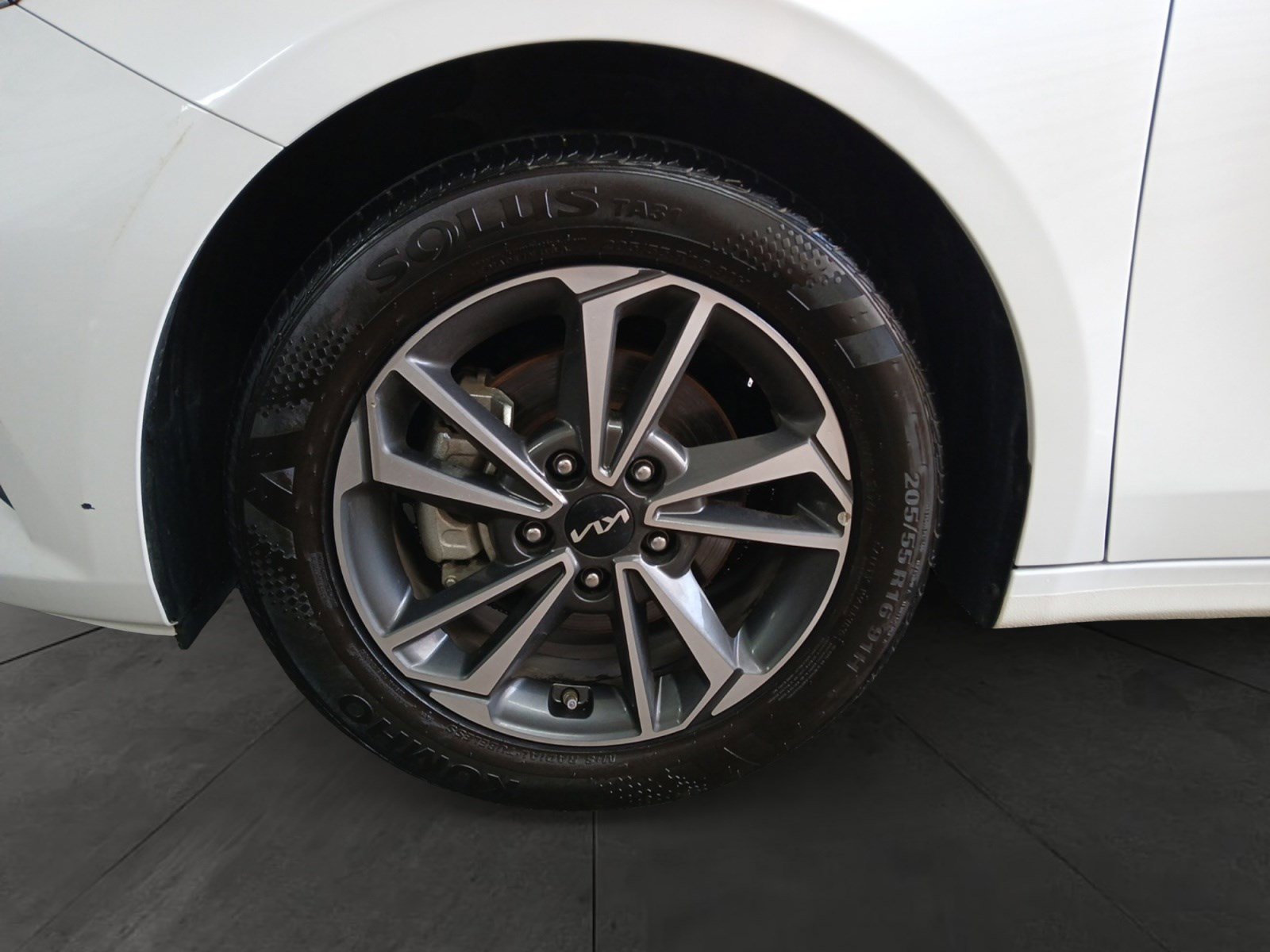 Used 2024 Kia Forte LXS image 14